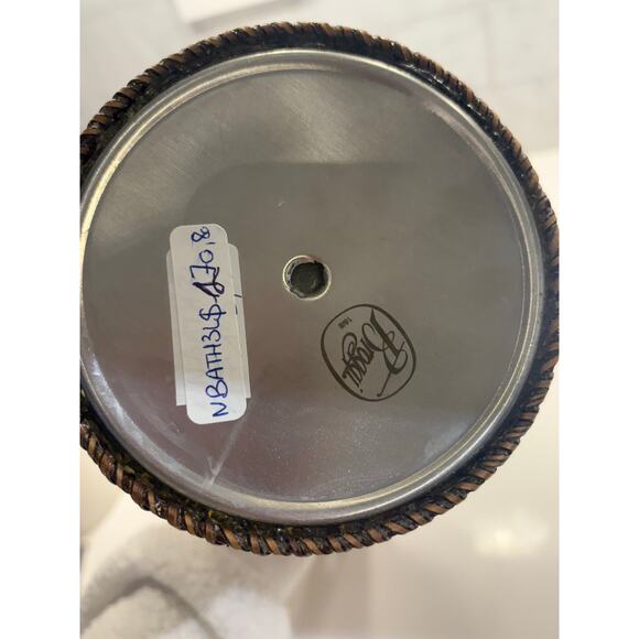 New Vintage MCM Broggi Thermal Carafe 18/8 Stainless Steel Rattan 1.5L Italy - Picture 8 of 9